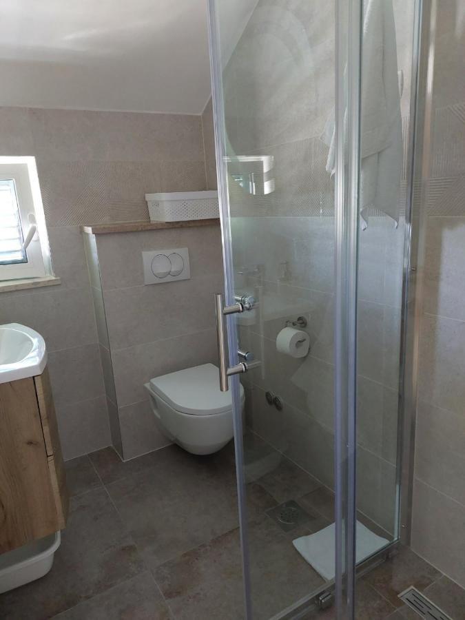 Ceratonia Apartments Ловіште Екстер'єр фото